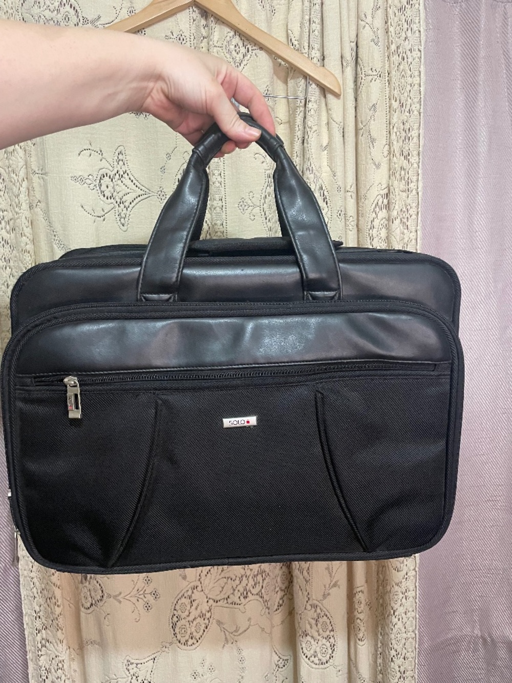 Solo: durable nylon soft briefcase/computer bag